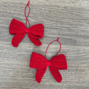 Red Crochet Bow2